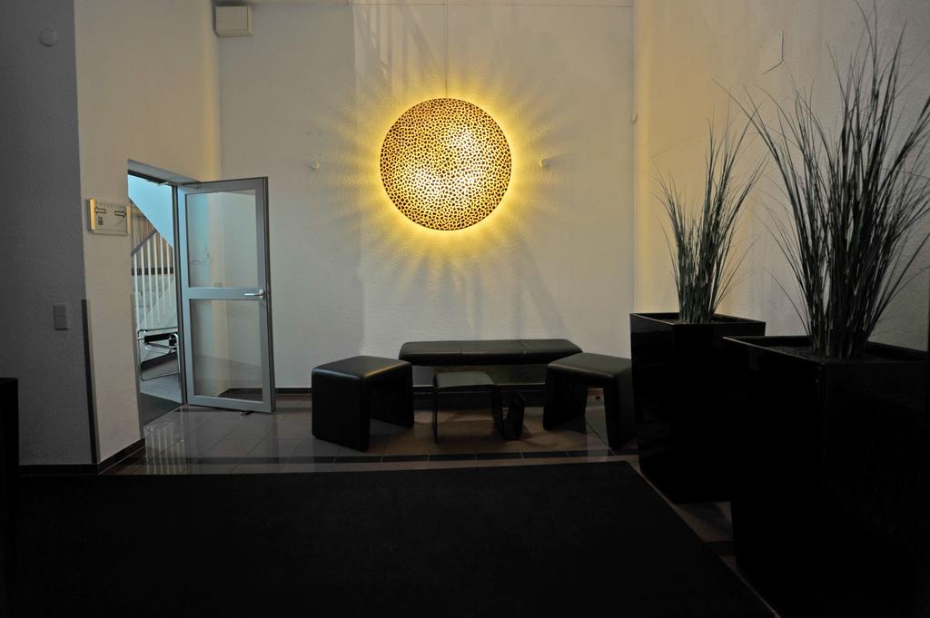 רדולפצל אם בודנזי Hotel Am Stadtgarten מראה חיצוני תמונה