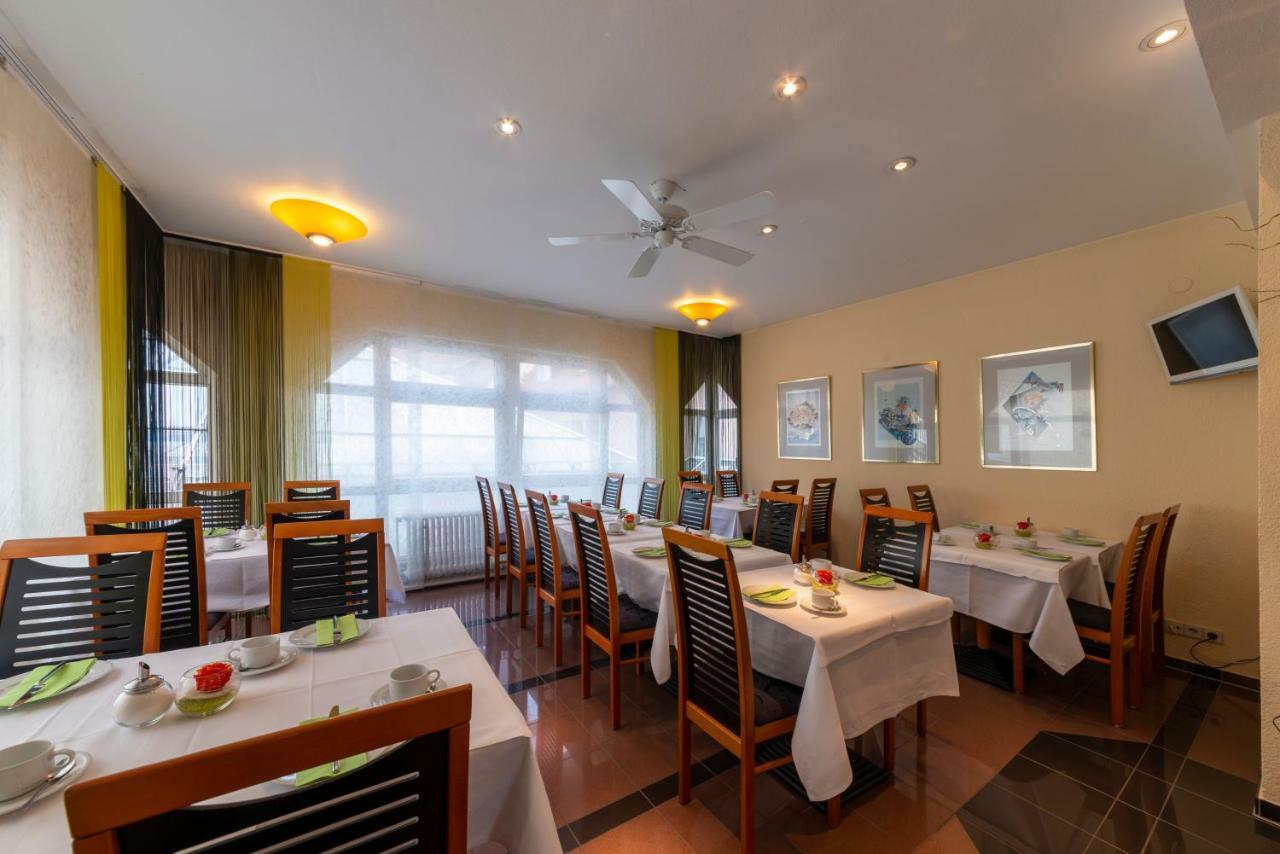 רדולפצל אם בודנזי Hotel Am Stadtgarten מראה חיצוני תמונה